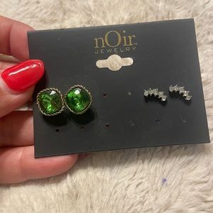 💎3/$6 silver earrings 💎